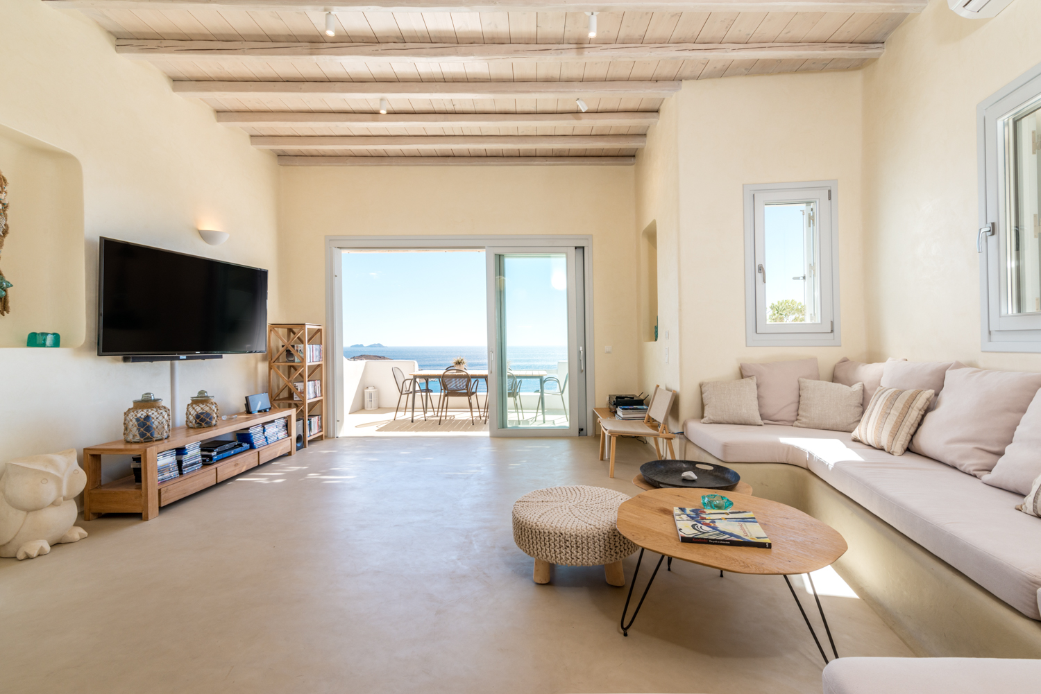 Villa Elopia
