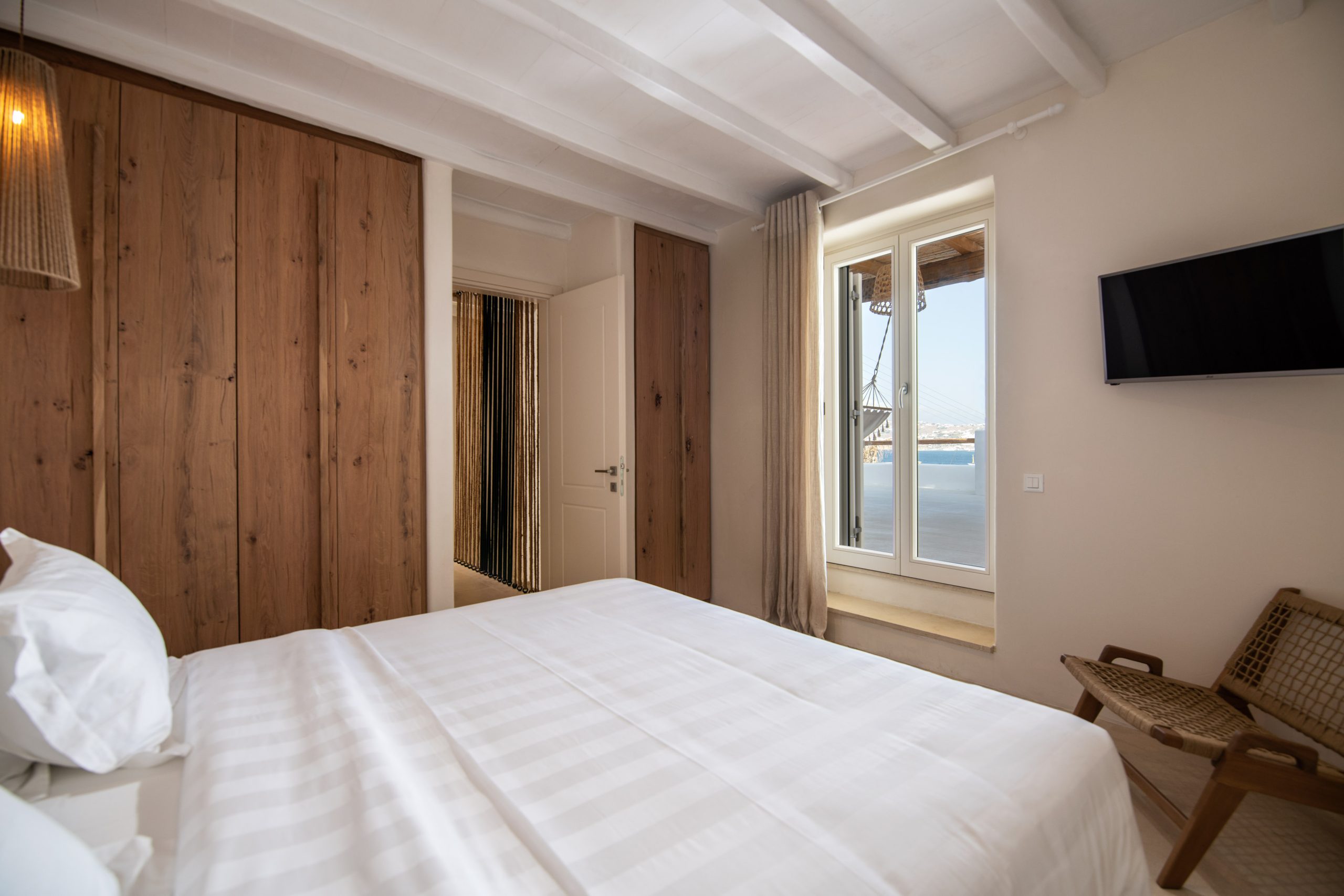 Villa Venecia - Master In Basement