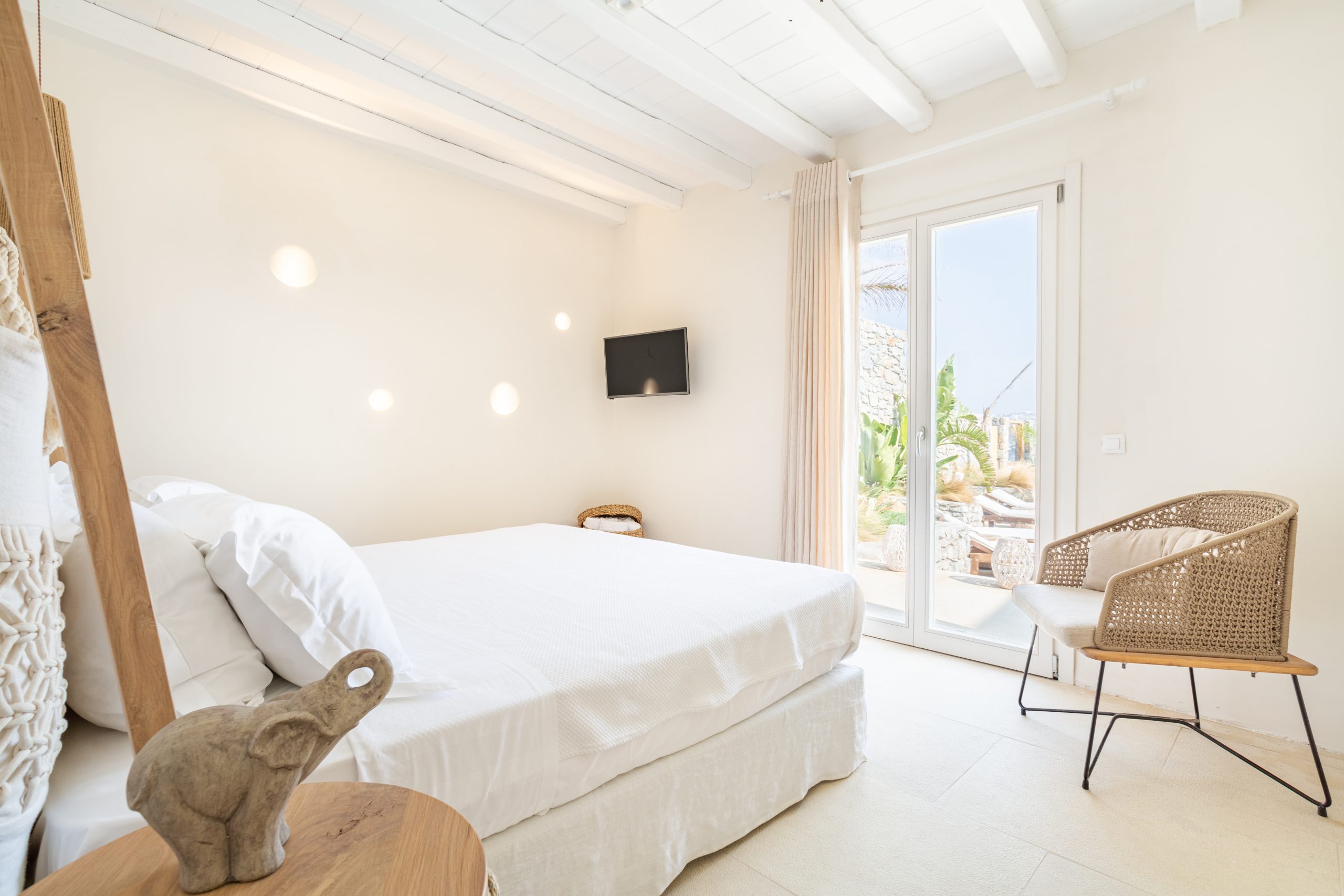Villa Venecia - Master In Basement